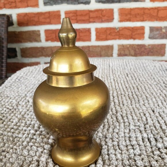 Cute Vintage Small Brass Urn - Picture 6 of 8